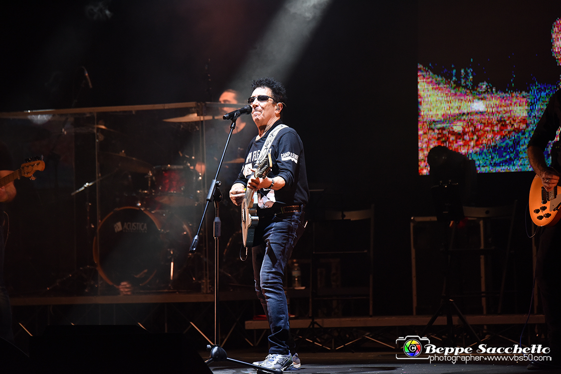 VBS_4197 - Concerto Edoardo Bennato - Peter Pan Rock 'n' Roll Tour.jpg